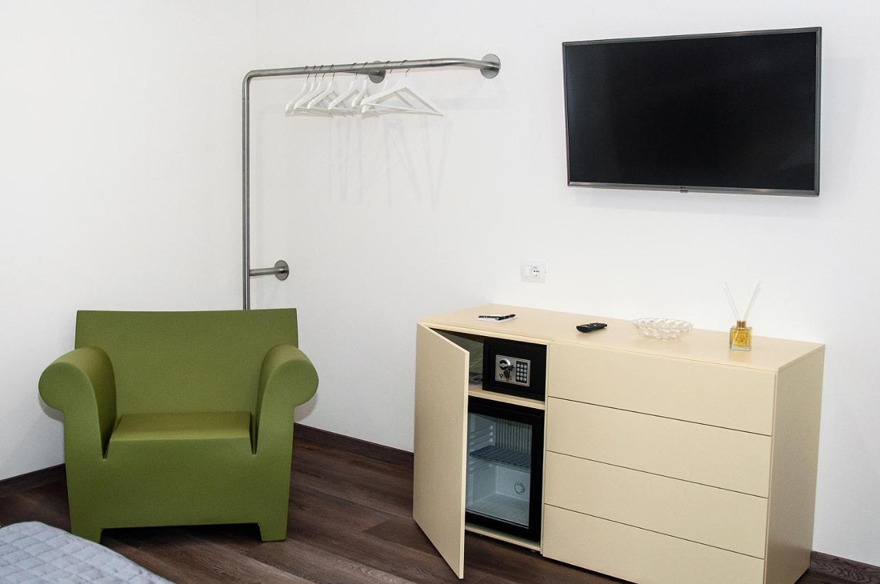 Homy Bnb Empoli Extérieur photo