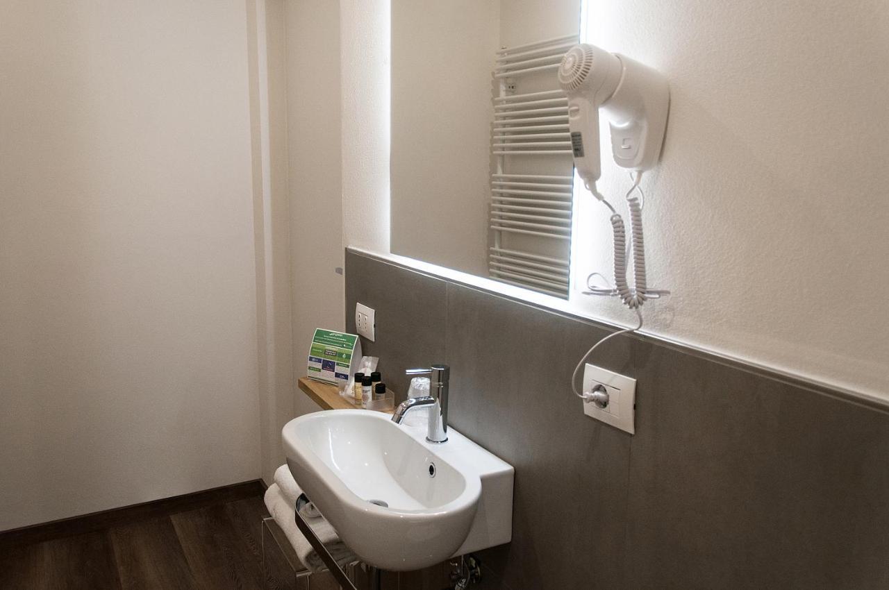 Homy Bnb Empoli Extérieur photo